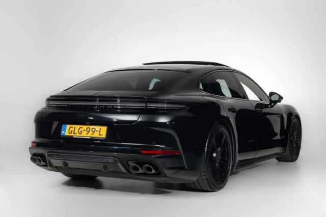 Porsche Panamera (2024) thumbnail 2