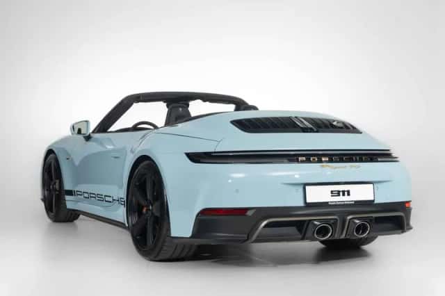 Porsche 911 (2026) thumbnail 2