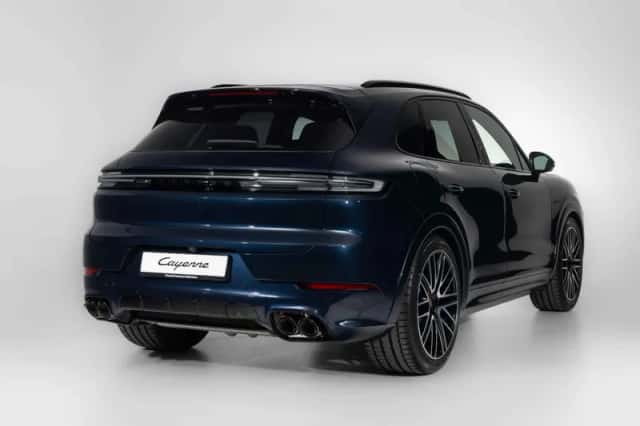 Porsche Cayenne (2026) thumbnail 2