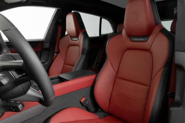 Porsche Cayenne (2026) thumbnail 4