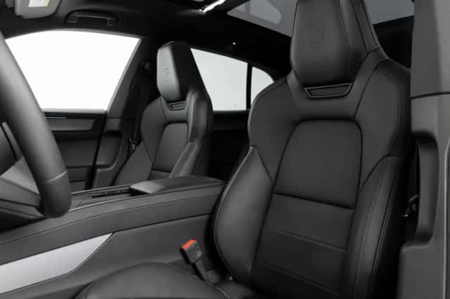 Porsche Cayenne (2026) thumbnail 4