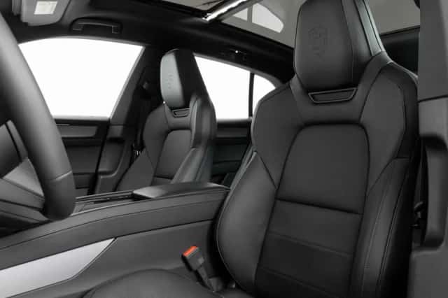 Porsche Cayenne (2026) thumbnail 4