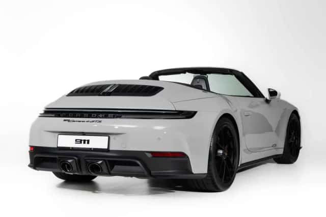 Porsche 911 (2026) thumbnail 6