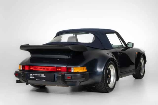 Porsche 911 (1988) thumbnail 2