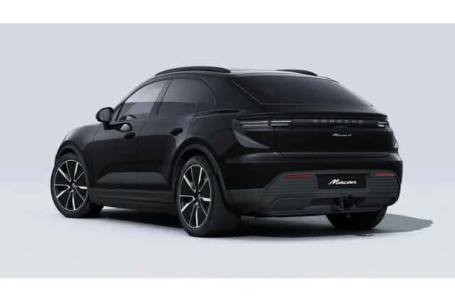 Porsche Macan (2025) thumbnail 2