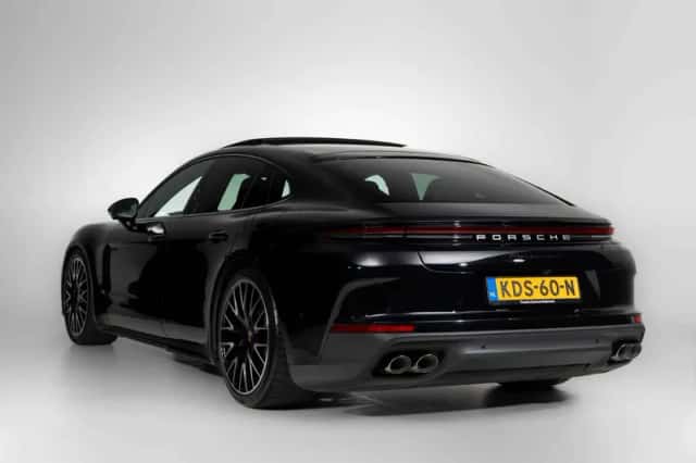 Porsche Panamera (2024) thumbnail 6