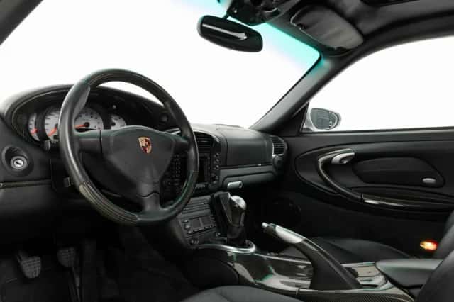 Porsche 911 (2004) thumbnail 3