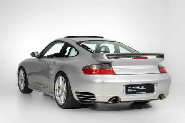 Porsche 911 (2004) thumbnail 6