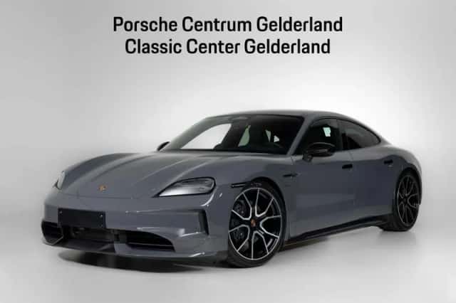 Porsche Taycan (2026) thumbnail 1