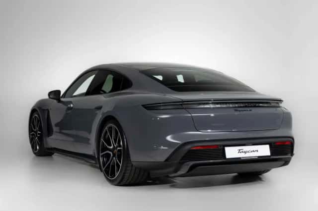Porsche Taycan (2026) thumbnail 6