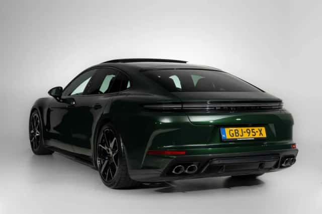 Porsche Panamera (2024) thumbnail 6
