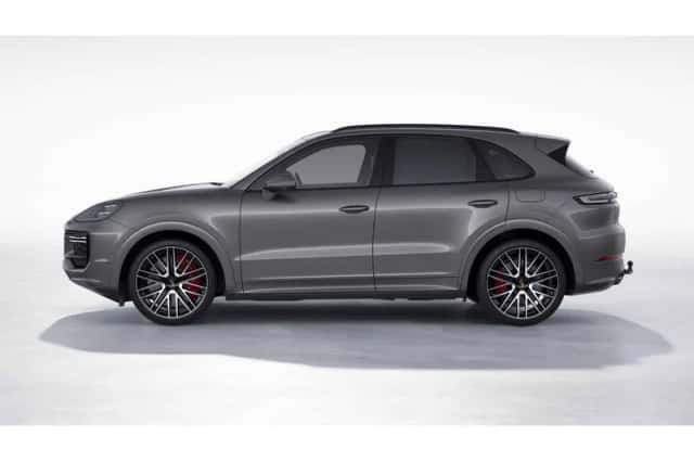 Porsche Cayenne (2024) thumbnail 3