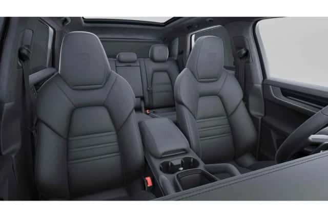 Porsche Cayenne (2024) thumbnail 6