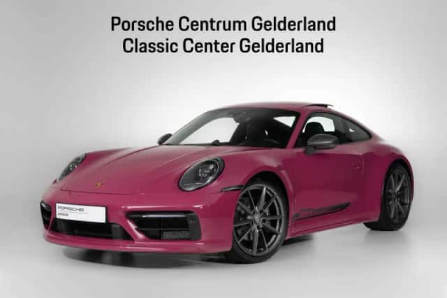 Porsche 911 (2025) thumbnail 1