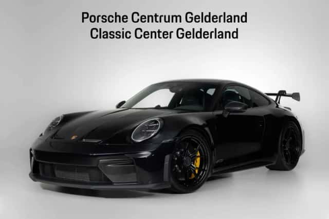Porsche 911 (2025) thumbnail 1