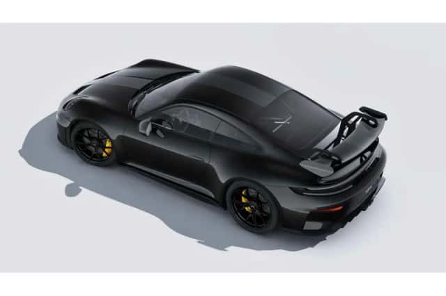 Porsche 911 (2025) thumbnail 4