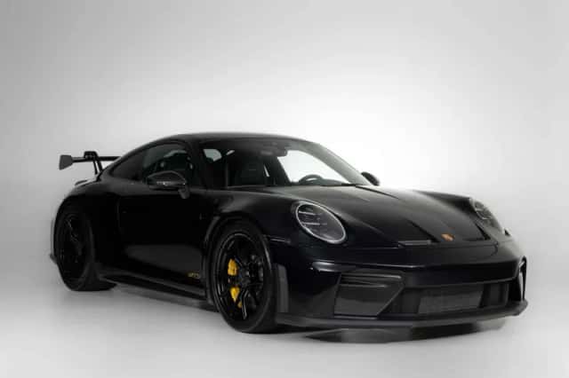 Porsche 911 (2025) thumbnail 5