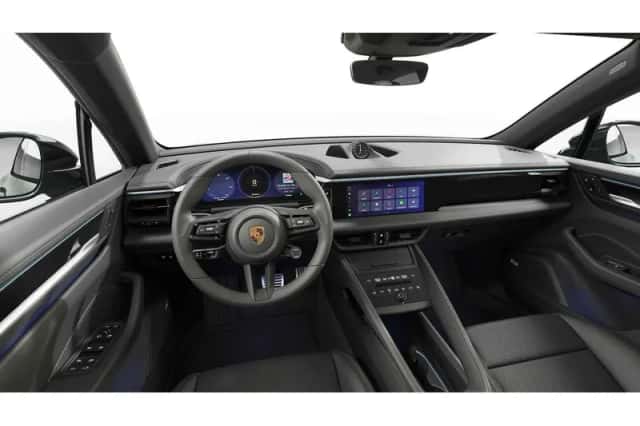 Porsche Macan (2025) thumbnail 3