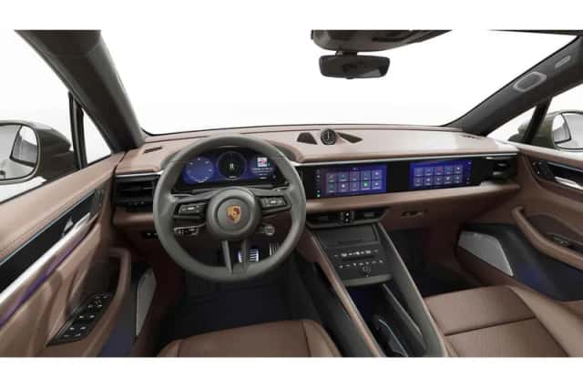 Porsche Macan (2025) thumbnail 3