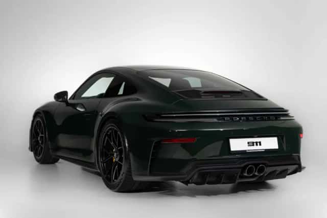 Porsche 911 (2026) thumbnail 6