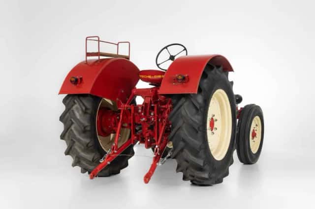 Porsche Tractor (1959) thumbnail 2
