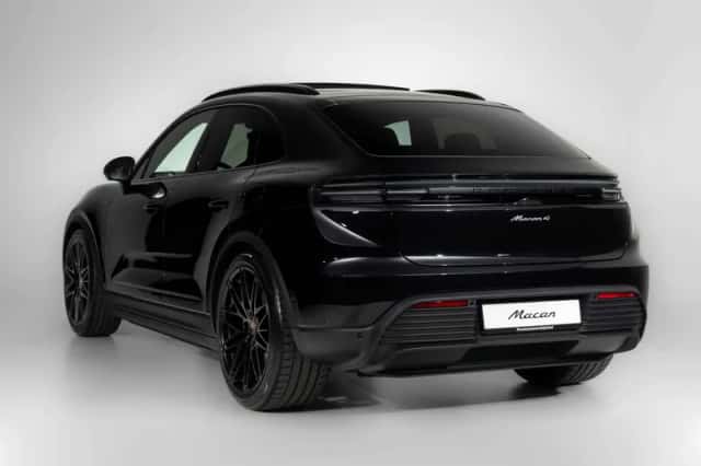 Porsche Macan (2026) thumbnail 6