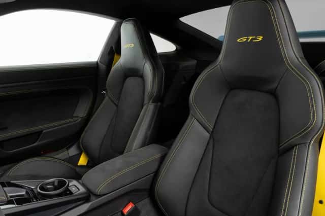 Porsche 911 (2026) thumbnail 4