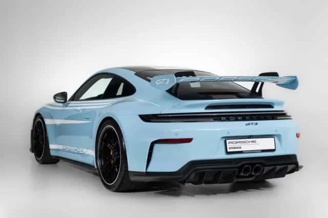 Porsche 911 (2026) thumbnail 6