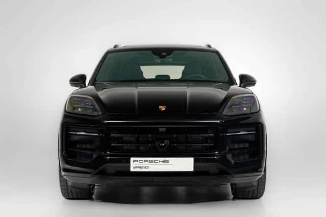 Porsche Cayenne (2025) thumbnail 5
