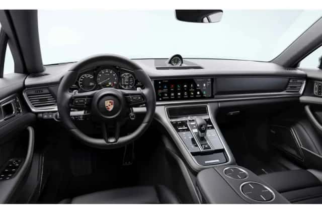 Porsche Panamera (2022) thumbnail 3