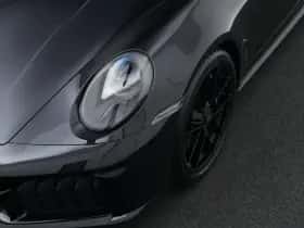 Porsche 911 (2026) thumbnail 38