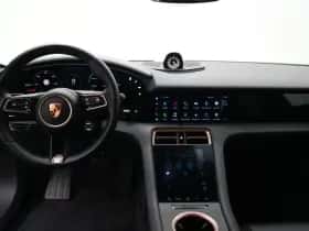 Porsche Taycan (2022) thumbnail 13