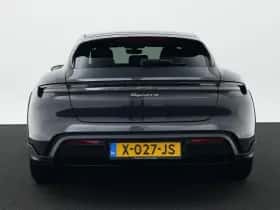 Porsche Taycan (2022) thumbnail 35