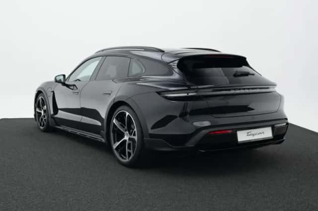 Porsche Taycan (2025) thumbnail 3