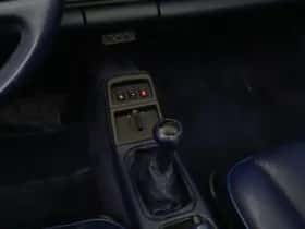 Porsche 911 (1991) thumbnail 35