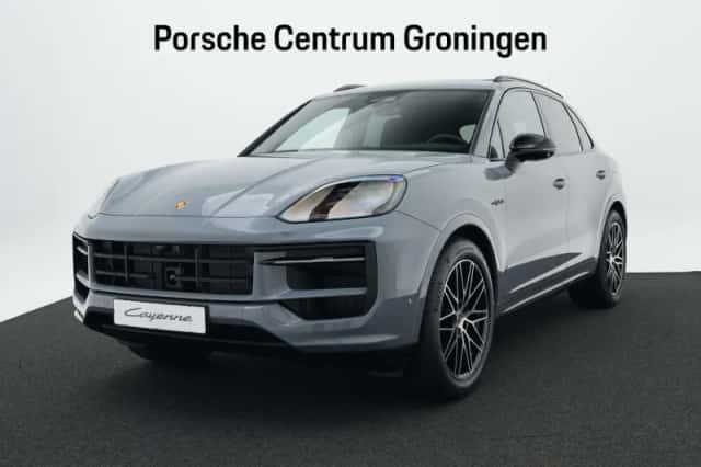 Porsche Cayenne (2026) thumbnail 1