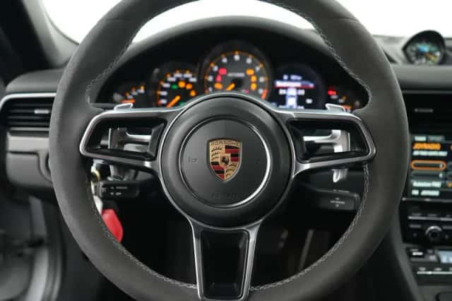 Porsche 911 (2015) thumbnail 5