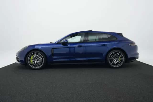 Porsche Panamera (2024) thumbnail 2