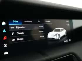 Porsche Taycan (2024) thumbnail 12