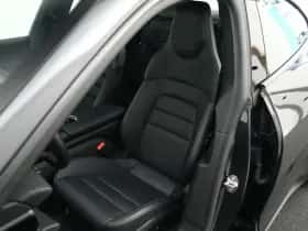 Porsche Taycan (2024) thumbnail 4