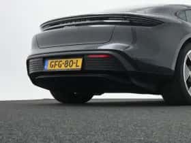 Porsche Taycan (2024) thumbnail 37