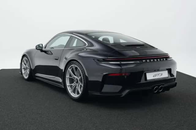 Porsche 911 (2026) thumbnail 3