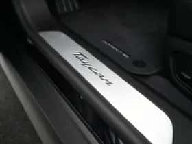 Porsche Taycan (2025) thumbnail 18