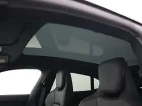 Porsche Taycan (2025) thumbnail 19