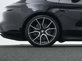 Porsche Taycan (2025) thumbnail 35