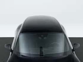 Porsche Taycan (2025) thumbnail 40