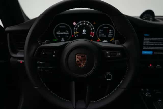 Porsche 911 (2026) thumbnail 5