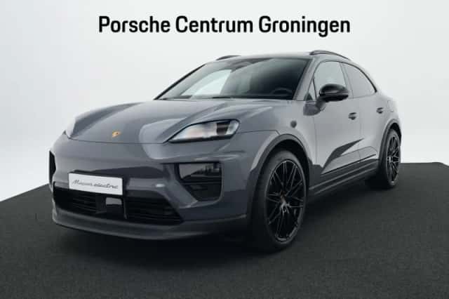 Porsche Macan (2026) thumbnail 1