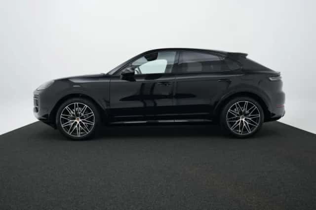 Porsche Cayenne (2026) thumbnail 2