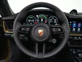 Porsche 911 (2026) thumbnail 5